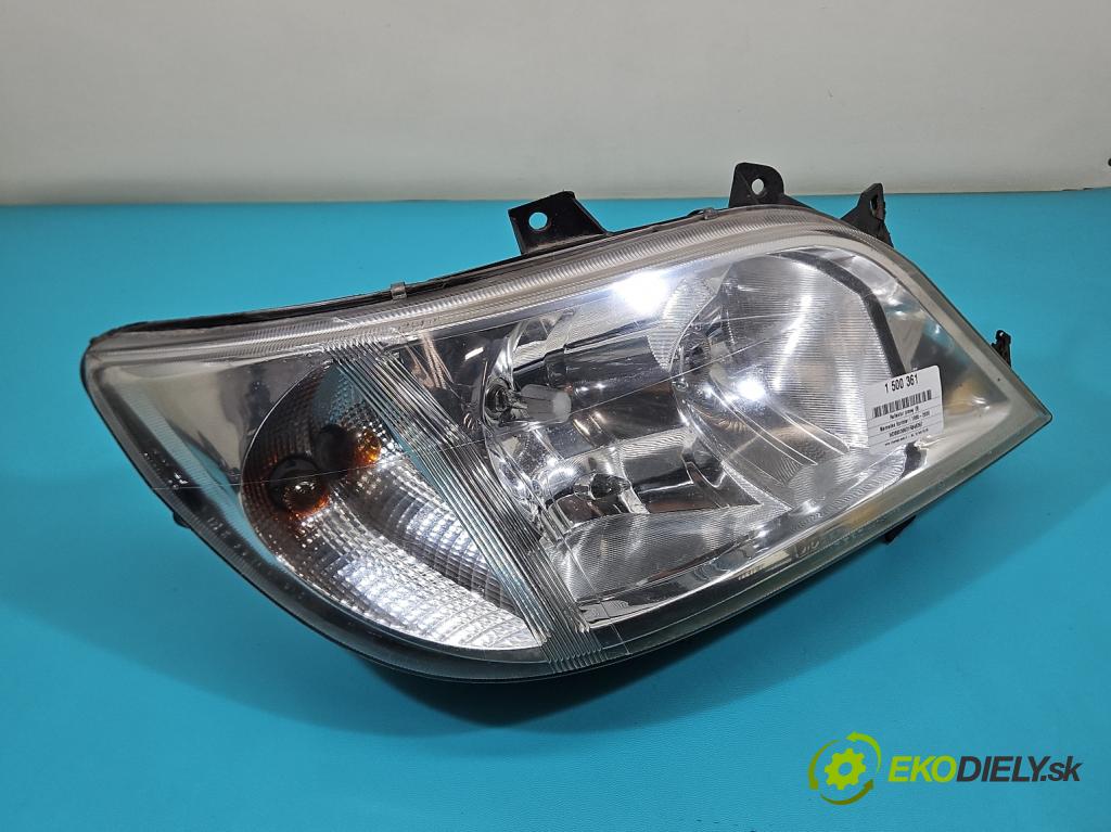 Mercedes Sprinter I 1995-2006 2.2 cdi 129 HP manual 95 kW 2148 cm3 5- Reflektor: pravý  (Svetlo predné pravé)