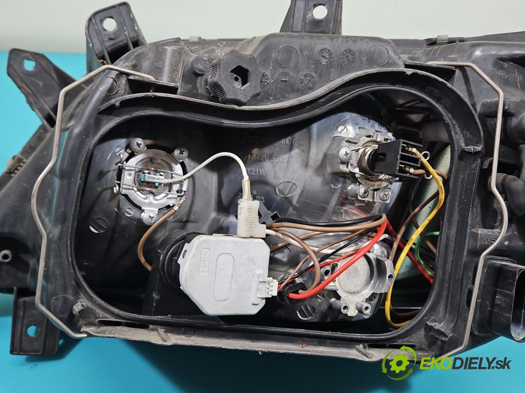 Mercedes Sprinter I 1995-2006 2.2 cdi 129 HP manual 95 kW 2148 cm3 5- Reflektor: pravý  (Svetlo predné pravé)