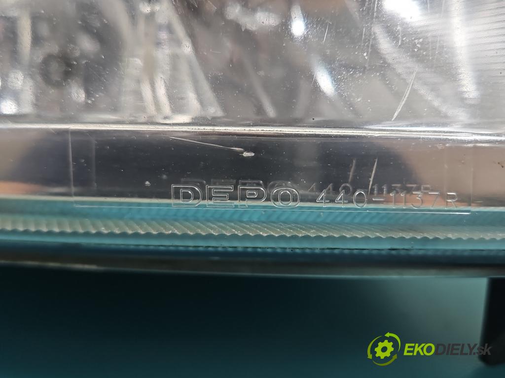 Mercedes Sprinter I 1995-2006 2.2 cdi 129 HP manual 95 kW 2148 cm3 5- Reflektor: pravý  (Svetlo predné pravé)