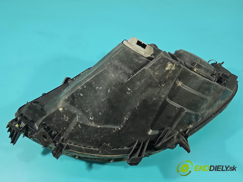 Fiat Ducato III 2006-2014 2.2 jtd 101 HP manual 74 kW 2198 cm3 5- Reflektor: pravý  (Svetlo predné pravé)