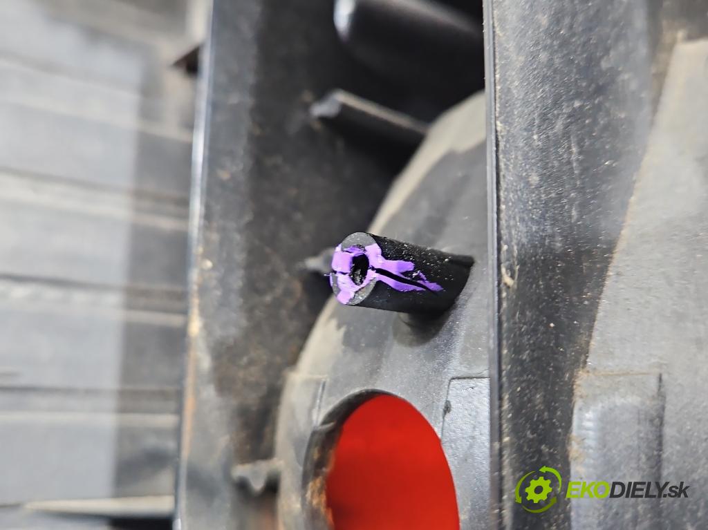 Fiat Ducato III 2006-2014 2.2 jtd 101 hp manual 74 kW 2198 cm3 5- světlo zadní pravé 01366453080 (Klika dveří ostatní)