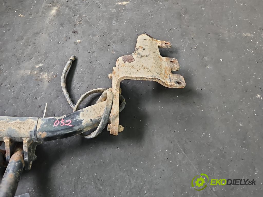 Chrysler Voyager IV 2000-2007 2.4 147 hp manual 108 kW 2429 cm3 5- oko tažné  (Tažné zařízení)