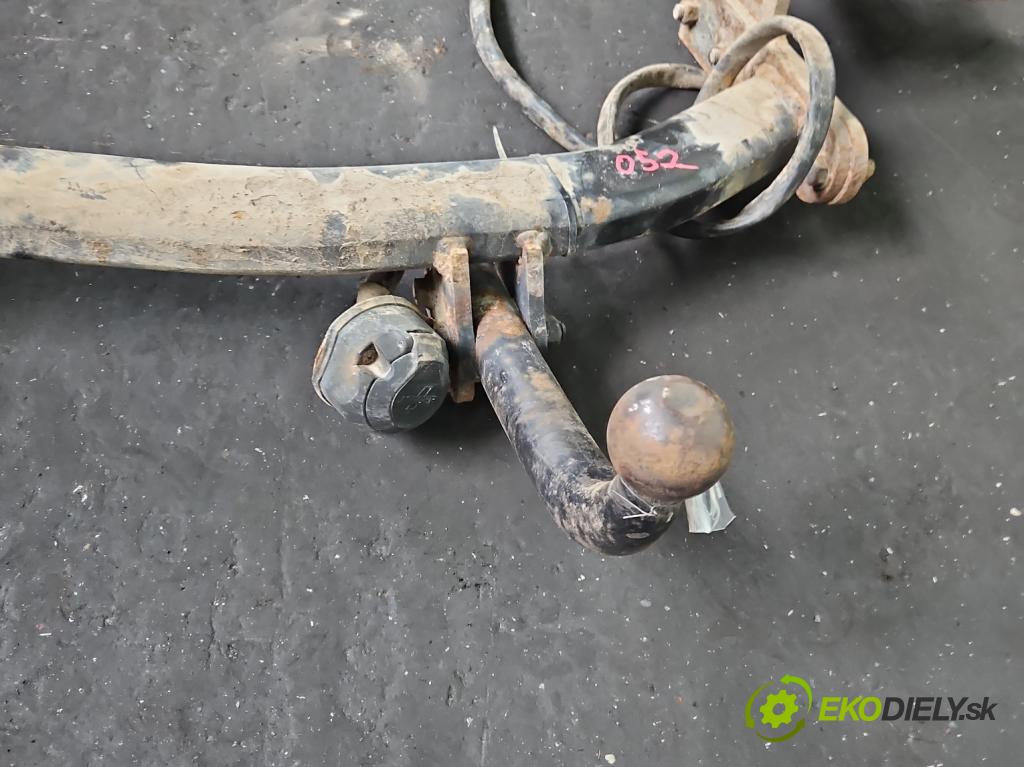 Chrysler Voyager IV 2000-2007 2.4 147 hp manual 108 kW 2429 cm3 5- oko tažné  (Tažné zařízení)