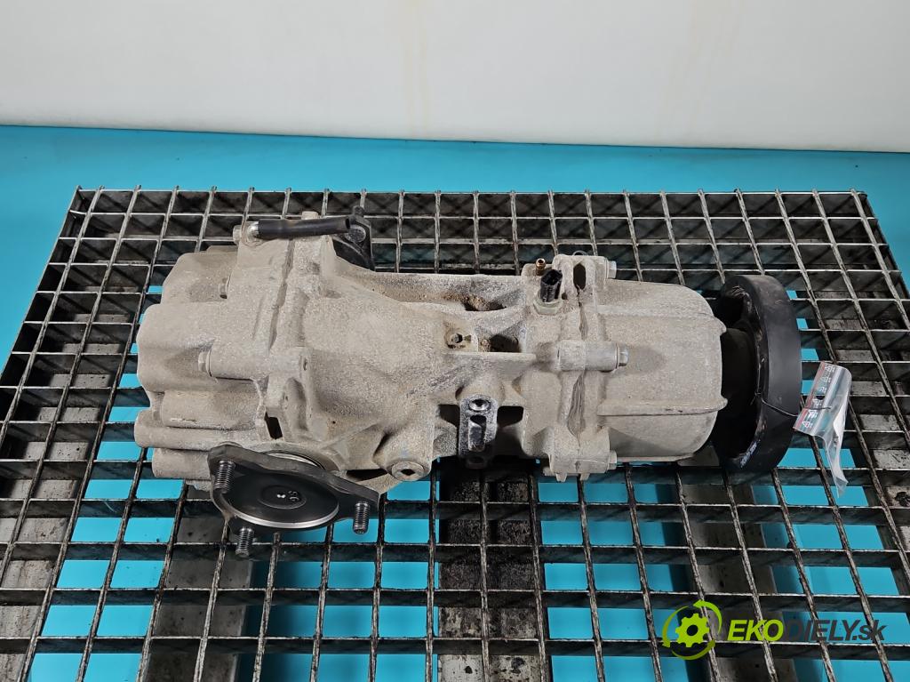 Suzuki Vitara II 2015- 1.5 16V 102 HP automatic 75 kW 1462 cm3 5- Most: zadní: 1M3