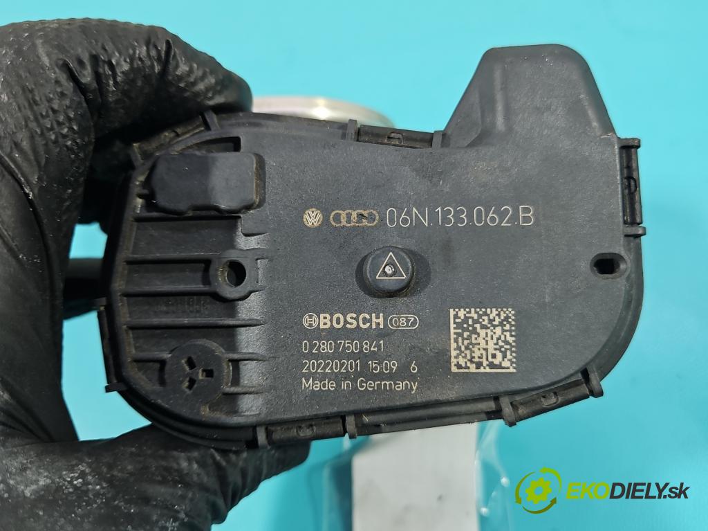 Skoda Kodiaq I 2.0 TSI 190 HP automatic 140 kW 1984 cm3 5- klapka 06N133062B (Škrtiaca klapka)