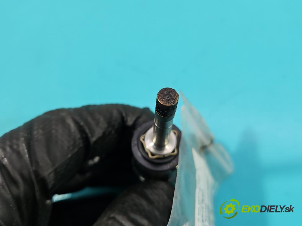 Skoda Kodiaq I 2.0 TSI 190 HP automatic 140 kW 1984 cm3 5- vstrek 06N906036A (Vstrekovač paliva)