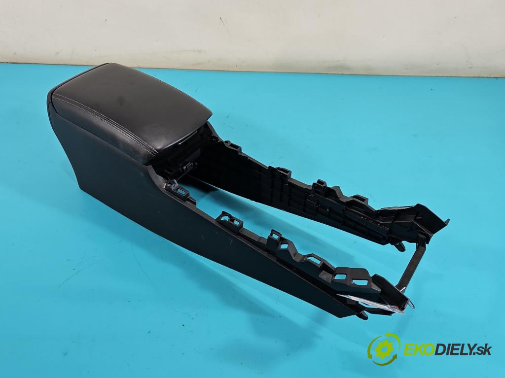 Infiniti Q50 I 2013-2024 2.0 T 211KM automatic 155 kW 1991 cm3 4- operadlo 969104GT0A (Lakťová opierka)