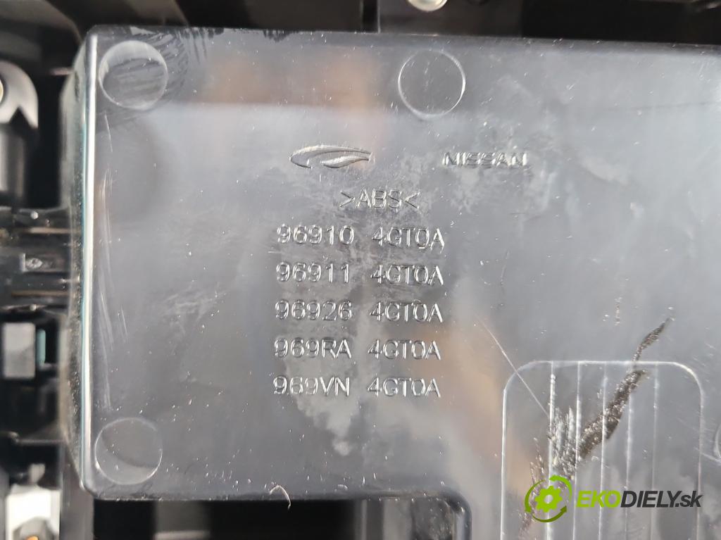 Infiniti Q50 I 2013-2024 2.0 T 211KM automatic 155 kW 1991 cm3 4- operadlo 969104GT0A (Lakťová opierka)