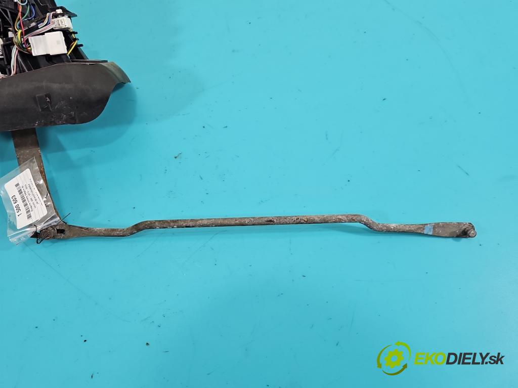 Infiniti Q50 I 2013-2024 2.0 T 211KM automatic 155 kW 1991 cm3 4- Páka: Změny: stupeň,rýchlosť  (Rýchlostná páka (kulisa))