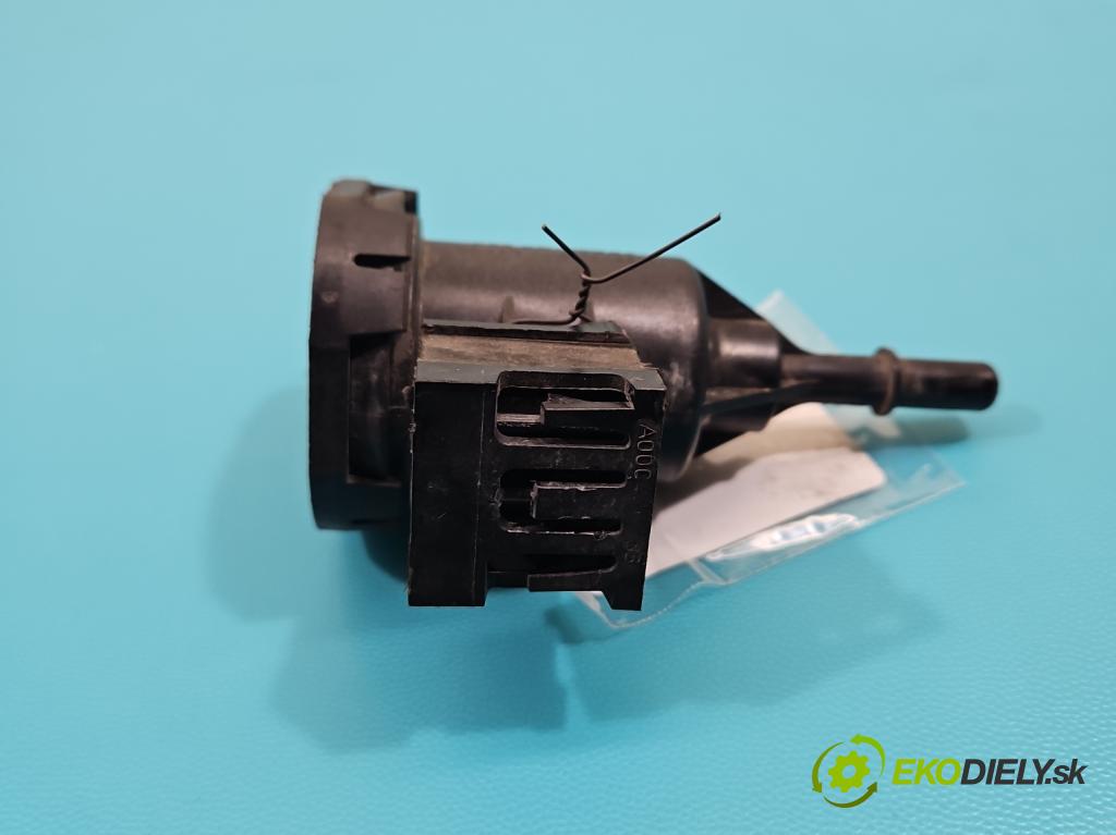 Infiniti Q50 I 2013-2024 2.0 T 211KM automatic 155 kW 1991 cm3 4- ventil podtlaku 14930-4GD00 (Ventil)