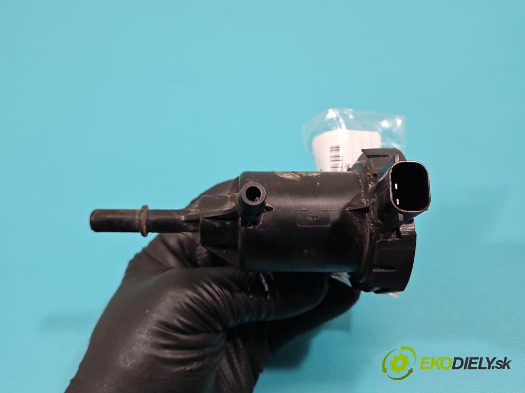 Infiniti Q50 I 2013-2024 2.0 T 211KM automatic 155 kW 1991 cm3 4- ventil podtlaku 14930-4GD00 (Ventil)