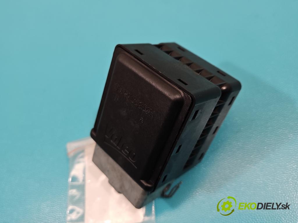 Renault Laguna III 2007-2015 2.0 dci 131 hp manual 96 kW 1995 cm3 5- Blokada: řízení: 48700006R (Řízení ostatní)