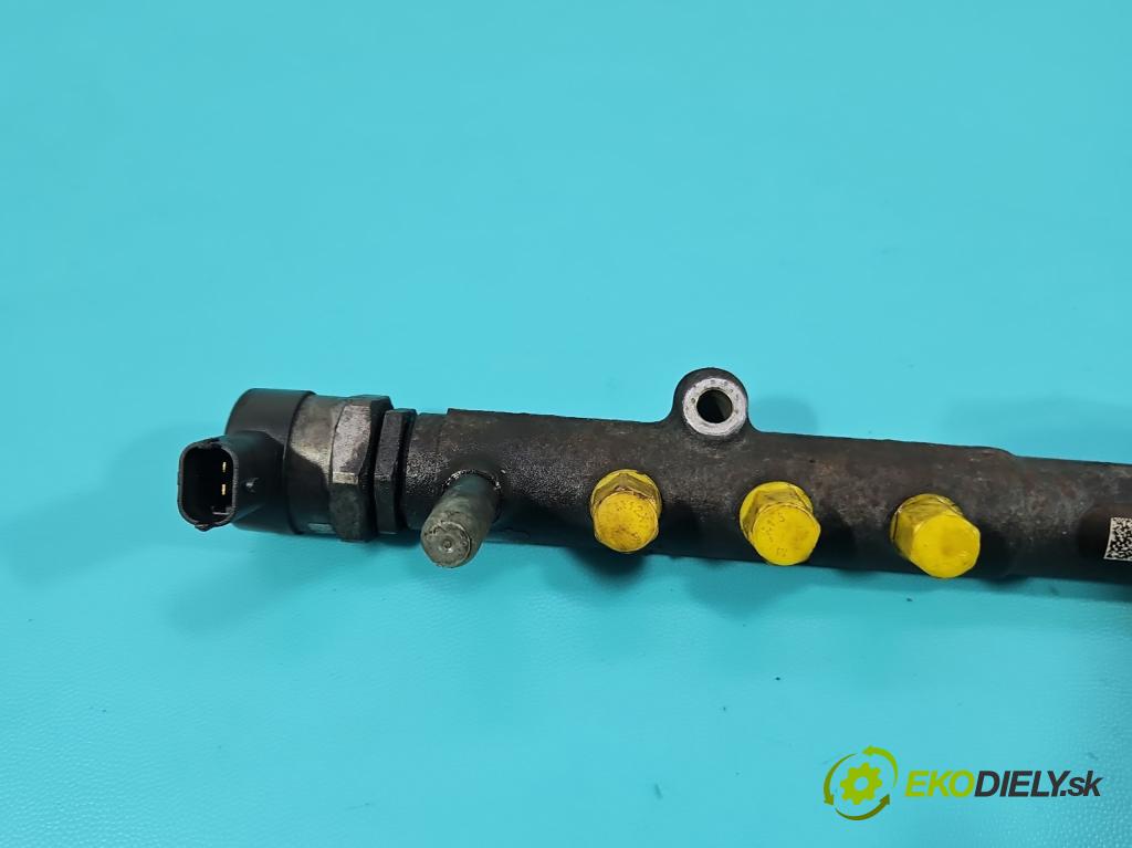 Volvo S80 II 2006-2016 2.4 D5 185 HP automatic 136 kW 2400 cm3 4- lišta vstrekovacia 0445215023 (Vstrekovacia lišta)