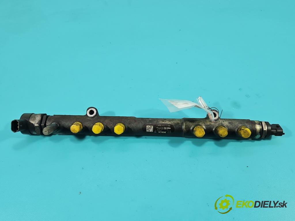 Volvo S80 II 2006-2016 2.4 D5 185 HP automatic 136 kW 2400 cm3 4- lišta vstrekovacia 0445215023 (Vstrekovacia lišta)