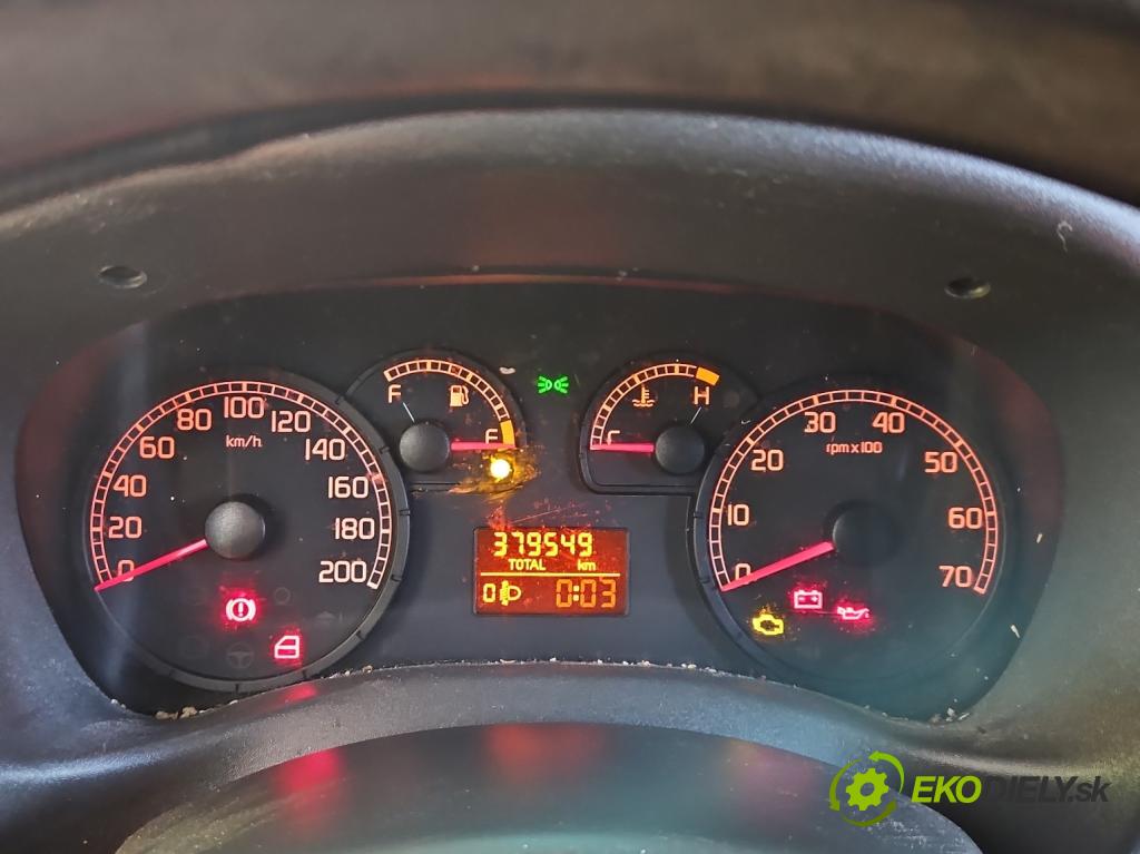 Fiat Doblo I 2001-2010 1,3.0 jtd 75 HP manual 55 kW 1248 cm3 5- prístrojovka/ budíky 51762258 (Prístrojová doska)