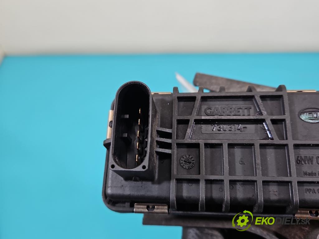 Volvo S80 II 2006-2016 2.4 D5 185 hp automatic 136 kW 2400 cm3 4- Turbodmychadlo 762060-6 (Kompletní turbodmychadlo)