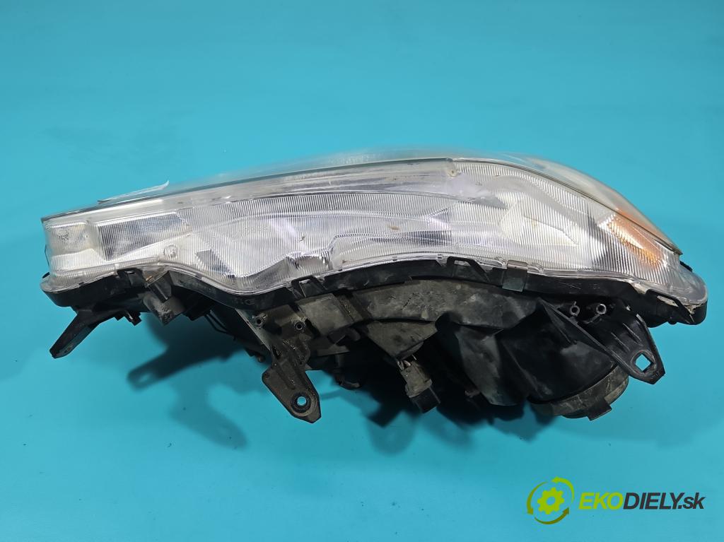 Mitsubishi Outlander II 2006-2013 2.0 DI-D 140 HP manual 103 kW 1968 cm3 5- Reflektor: pravý  (Svetlo predné pravé)