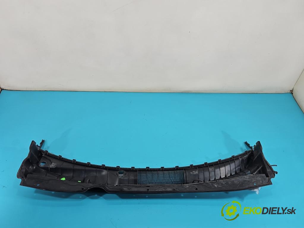 Kia Sportage III 2010-2015 2.0 crdi 136 HP manual 100 kW 1995 cm3 5- torpédo 86151-3U000 (Torpédo (plast pod čelným sklom))