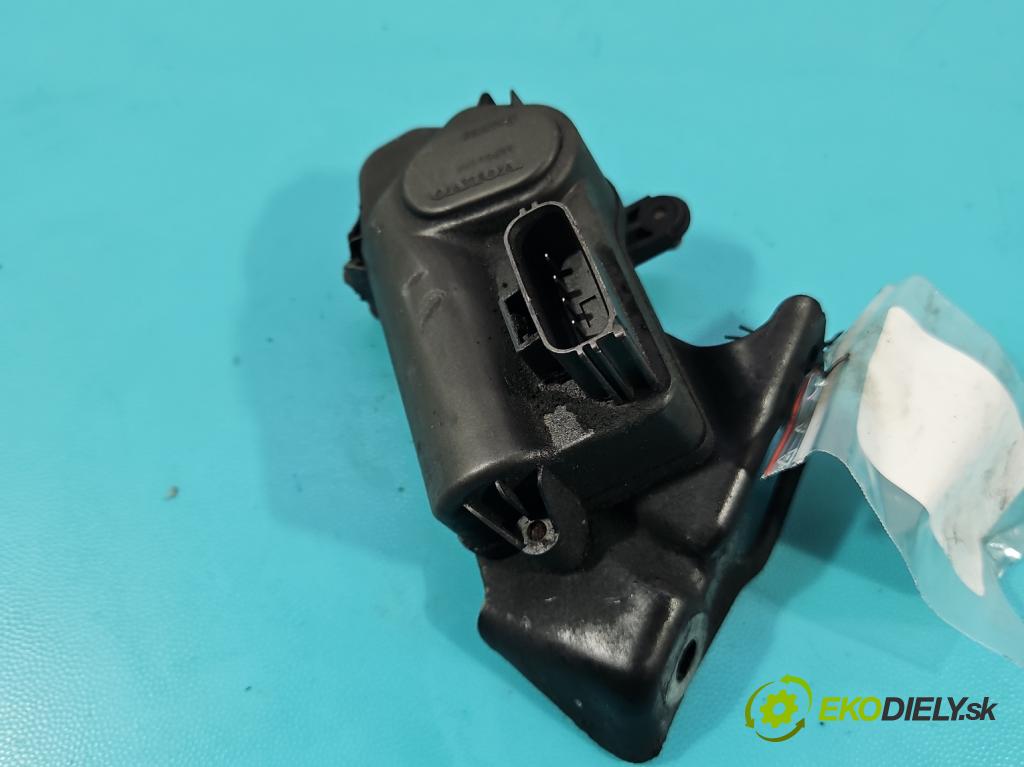 Volvo S80 II 2006-2016 2.4 D5 185 HP automatic 136 kW 2400 cm3 4- Ovladač: klapky: kolektor 30756100 (Motorček ostatné)