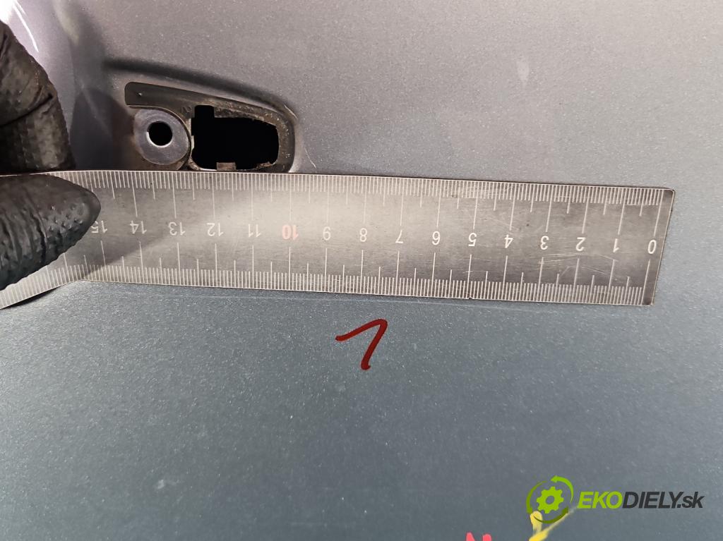 Mitsubishi Outlander II 2006-2013 2.0 DI-D 140 HP manual 103 kW 1968 cm3 5- dvere predné pravé  (Kľučka dverí ostatné)