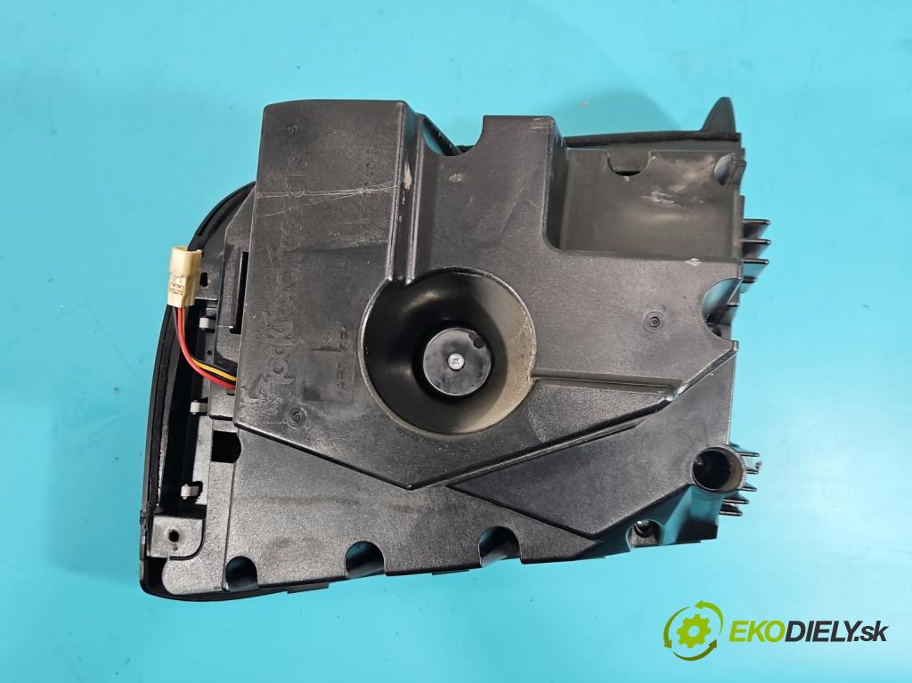 Mitsubishi Outlander II 2006-2013 2.0 DI-D 140 hp manual 103 kW 1968 cm3 5- Subwoofer: 8720A012 (Audio zařízení)