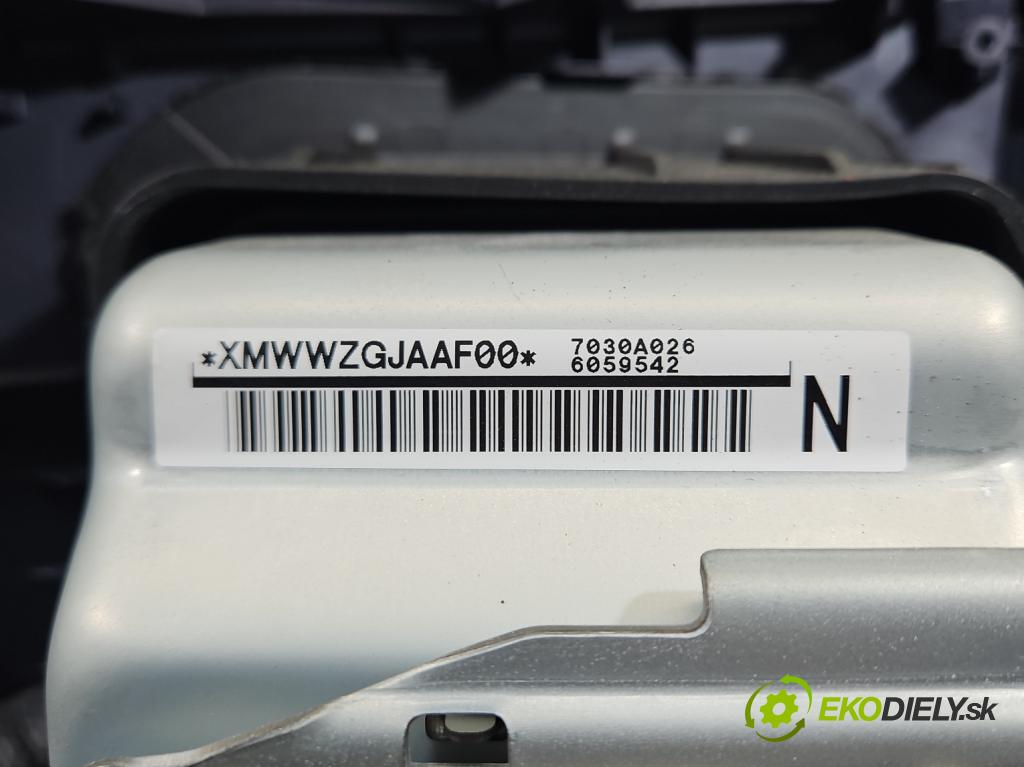 Mitsubishi Outlander II 2006-2013 2.0 DI-D 140 HP manual 103 kW 1968 cm3 5- airbag vzduch: spolujezdce: 45L091204574 (Airbag)