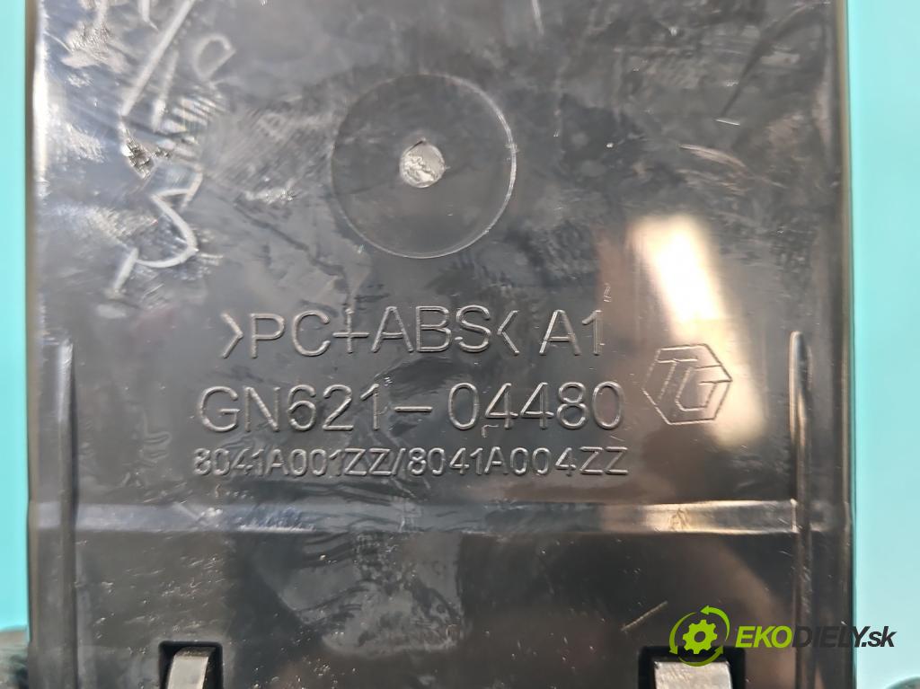 Mitsubishi Outlander II 2006-2013 2.0 DI-D 140 hp manual 103 kW 1968 cm3 5- Rukojeť: na napoje: GN621-04480 (Držák nápojů)