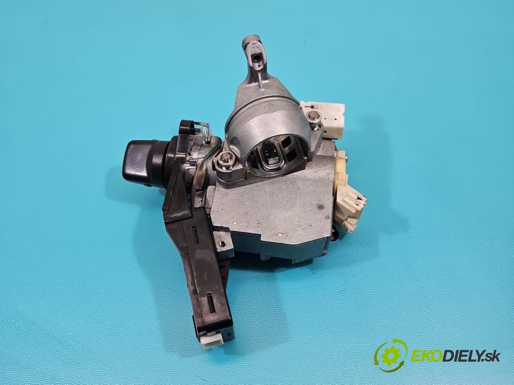 Mitsubishi Outlander II 2006-2013 2.0 DI-D 140 HP manual 103 kW 1968 cm3 5- Spínačka 8637A557 (Spínacia skrinka)