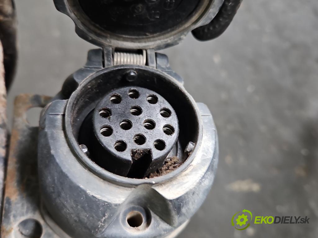 Mitsubishi Outlander II 2006-2013 2.0 DI-D 140 hp manual 103 kW 1968 cm3 5- oko tažné  (Tažné zařízení)