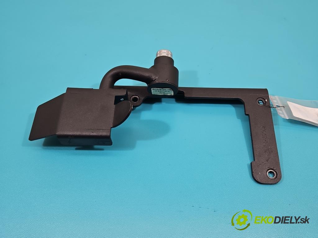 Mitsubishi Outlander II 2006-2013 2.0 DI-D 140 HP manual 103 kW 1968 cm3 5- Blokáda: skřie: stupeň,rýchlosť