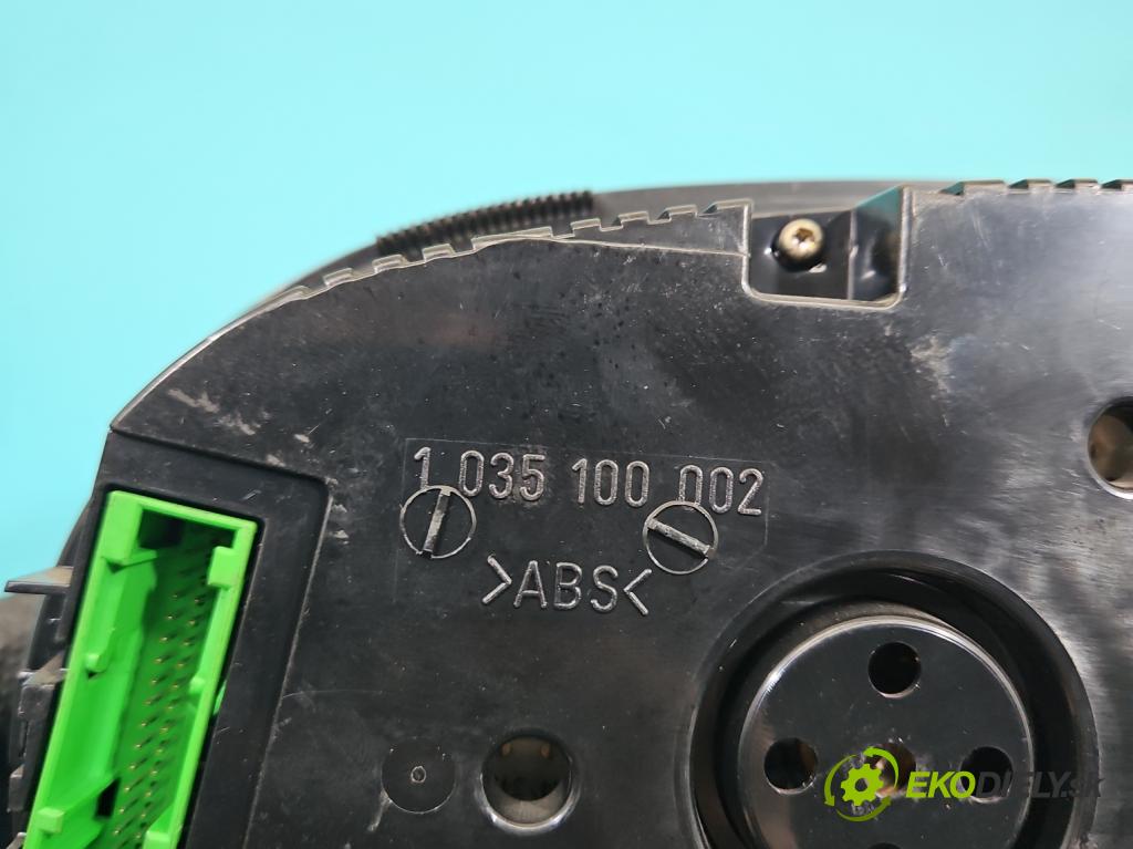 Vw Golf IV 1997-2003 1.6 SR 102 HP automatic 75 kW 1595 cm3 5- prístrojovka/ budíky 0263628061 (Prístrojová doska)