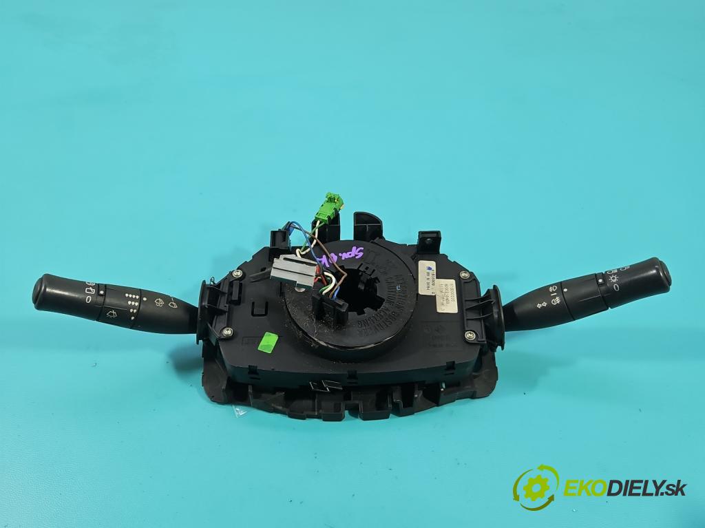 Renault Megane II 2003-2008 1.5 dci 82 HP manual 60 kW 1461 cm3 5- prepínač komplex: 618300020 (Prepínacie páčky pod volantom)