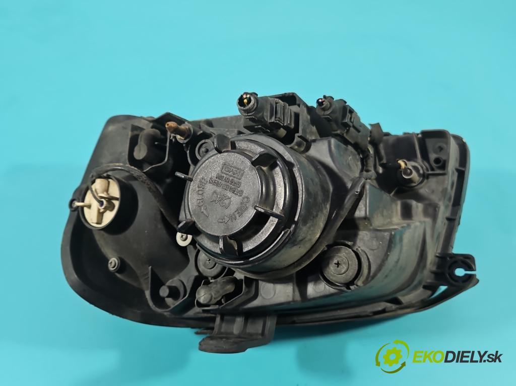 Kia Magentis I 2000-2005 2.0 16V 136 HP manual 100 kW 1997 cm3 4- Reflektor: pravý  (Svetlo predné pravé)