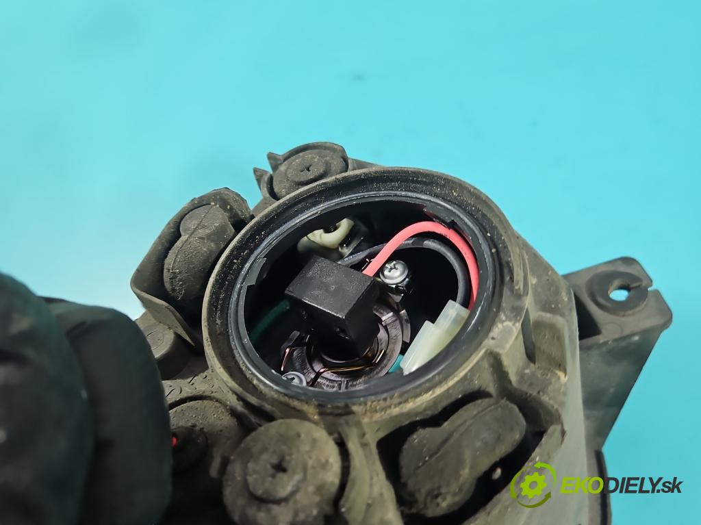 Kia Magentis I 2000-2005 2.0 16V 136 HP manual 100 kW 1997 cm3 4- Reflektor: pravý  (Svetlo predné pravé)