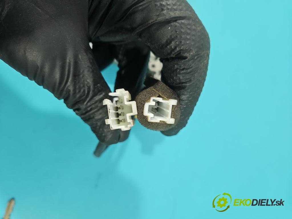 Kia Magentis I 2000-2005 2.0 16V 136 HP manual 100 kW 1997 cm3 4- riadiaca jednotka motora 39122-38190