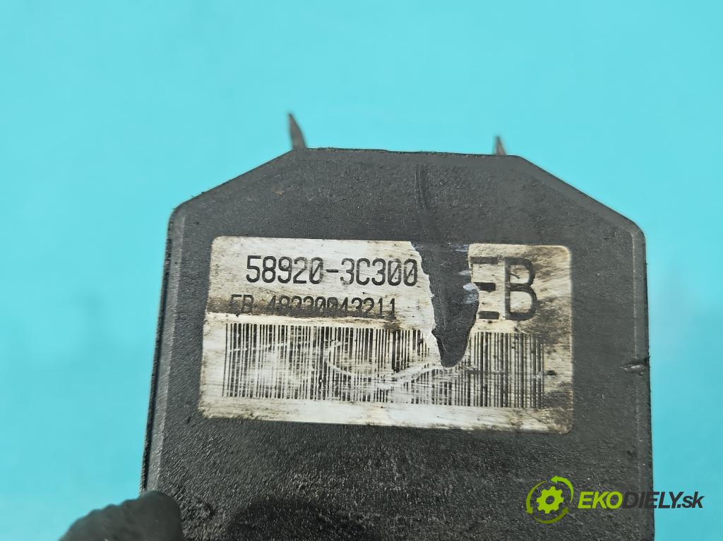 Kia Magentis I 2000-2005 2.0 16V 136 HP manual 100 kW 1997 cm3 4- čerpadlo abs 0273004616 (Pumpa ABS)