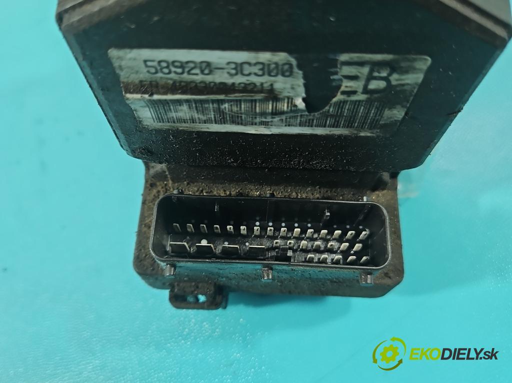 Kia Magentis I 2000-2005 2.0 16V 136 HP manual 100 kW 1997 cm3 4- čerpadlo abs 0273004616 (Pumpa ABS)