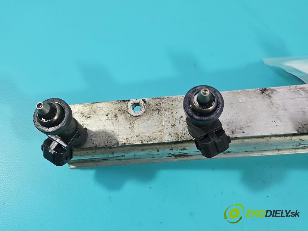 Honda HR-V I 1999-2006 1.6 16V 105 HP manual 77 kW 1590 cm3 5- vstrek  (Vstrekovač paliva)