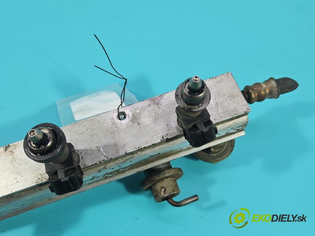 Honda HR-V I 1999-2006 1.6 16V 105 HP manual 77 kW 1590 cm3 5- vstrek  (Vstrekovač paliva)