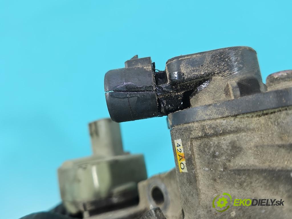 Honda HR-V I 1999-2006 1.6 16V 105 HP manual 77 kW 1590 cm3 5- klapka 136800-0521 (Škrtiaca klapka)