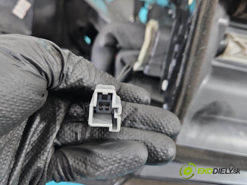 Ford Transit Mk8 2013-2017 2.2 tdci 101 hp manual 74 kW 2198 cm3 5- radiátor BK21-19B555-AG (Radiátor topení)