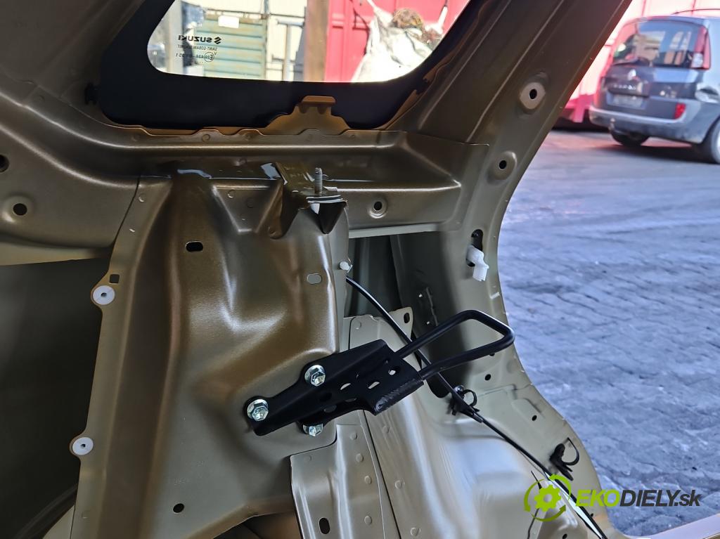 Suzuki Vitara II 2015- 1.5 16V 102 hp automatic 75 kW 1462 cm3 5- blatnik zadní levý