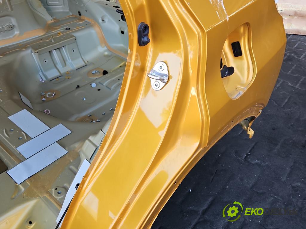 Suzuki Vitara II 2015- 1.5 16V 102 hp automatic 75 kW 1462 cm3 5- blatnik zadní levý