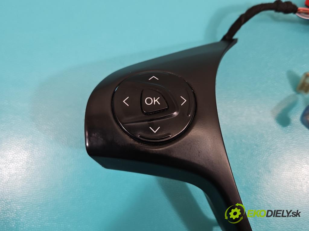 Ford Transit Mk8 2013-2017 2.2 tdci 101 HP manual 74 kW 2198 cm3 5- prepínač multifunkční: řízení: AM5T-14K147-AA (Prepínacie páčky pod volantom)