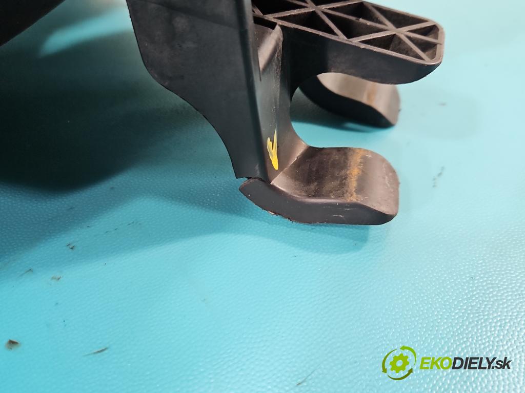 Ford Transit 2013-2017 2.2 tdci 101 HP manual 74 kW 2198 cm3 5- obal filtra vzduchu  (Obal vzduchového filtra)