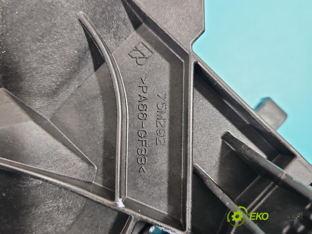 Suzuki Vitara II 2015- 1.5 16V 102 HP automatic 75 kW 1462 cm3 5- Páka: Změny: stupeň,rýchlosť 1SZ0004746 (Rýchlostná páka (kulisa))