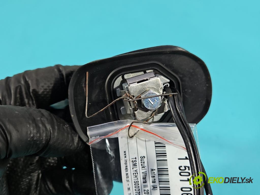 Suzuki Vitara II 2015- 1.5 16V 102 hp automatic 75 kW 1462 cm3 5- Antena