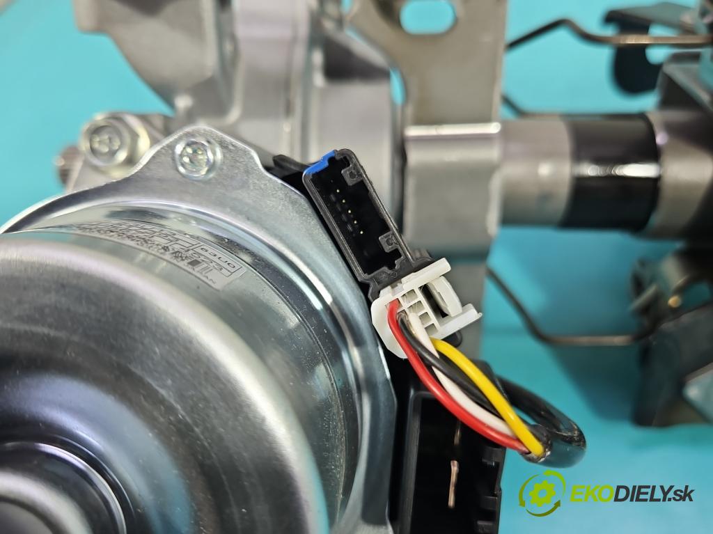 Suzuki Vitara II 2015- 1.5 16V 102 hp automatic 75 kW 1462 cm3 5- čerpadlo posilovač 31390-63U13 (Servočerpadlo)