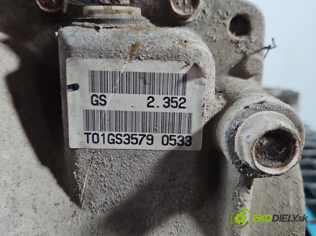 Mitsubishi Outlander II 2006-2013 2.0 DI-D 140 HP manual 103 kW 1968 cm3 5- Most: zadní: T01GS3579 0533