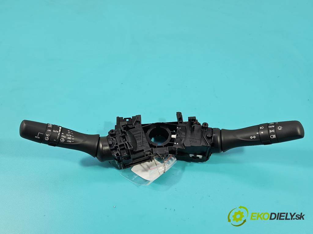 Suzuki Vitara II 2015- 1.5 16V 102 HP automatic 75 kW 1462 cm3 5- prepínač komplex: 17J515 (Prepínacie páčky pod volantom)